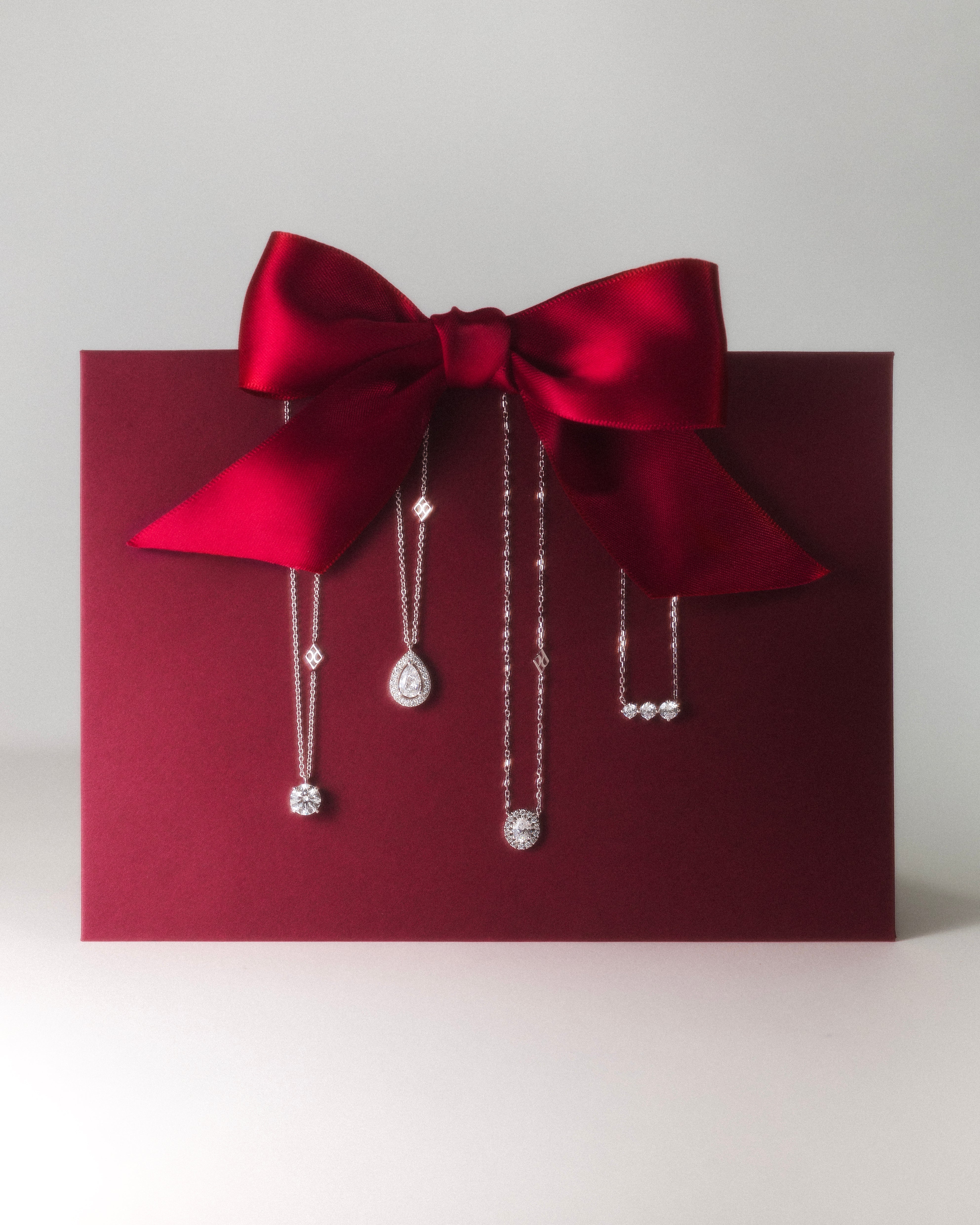 Bijoux en or à offrir : Idées cadeaux mère, sœur, femme, fille
