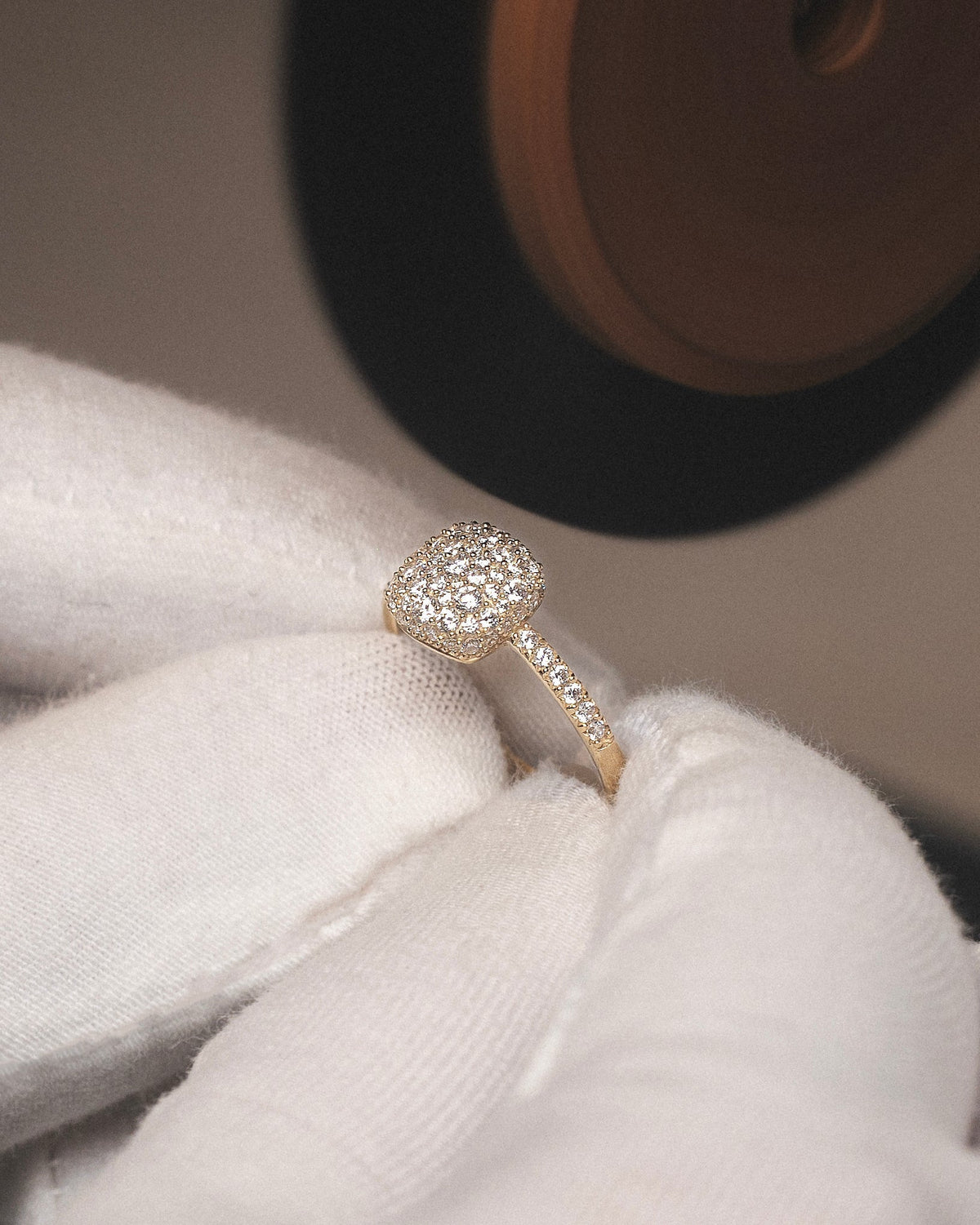 Bijoux en or : le guide d'entretien selon la couleur