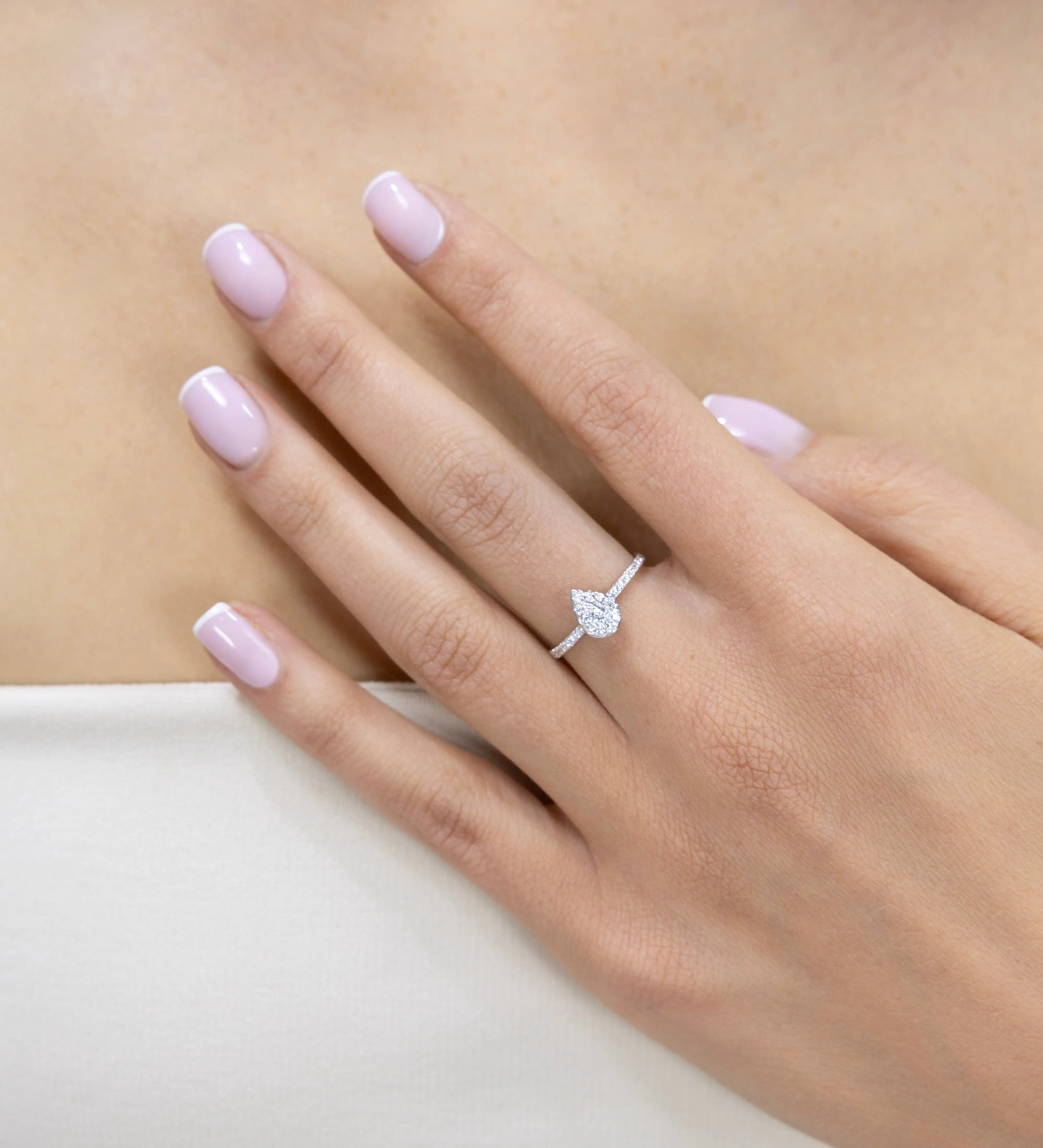 Bague Duchesse 0.40 carat en or blanc et diamant de synthèse