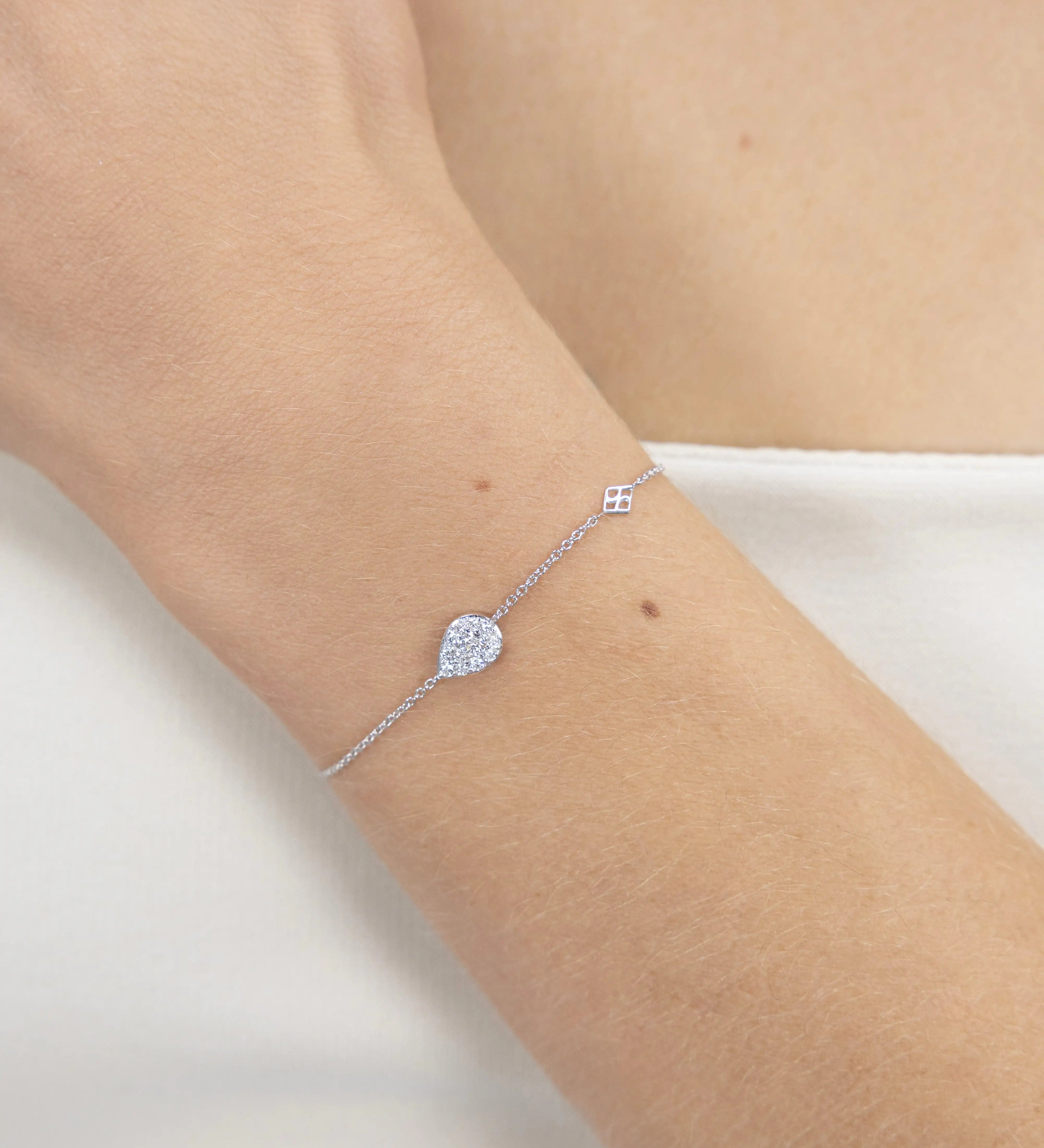 Bracelet Bagatelle 0.25 carat en or blanc et diamant de synthèse 