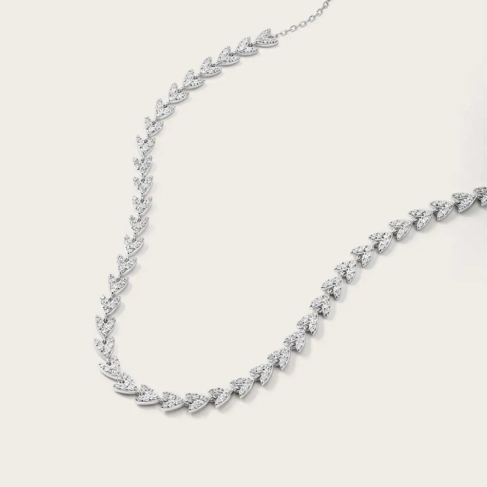 Collier Couronne en Or Blanc