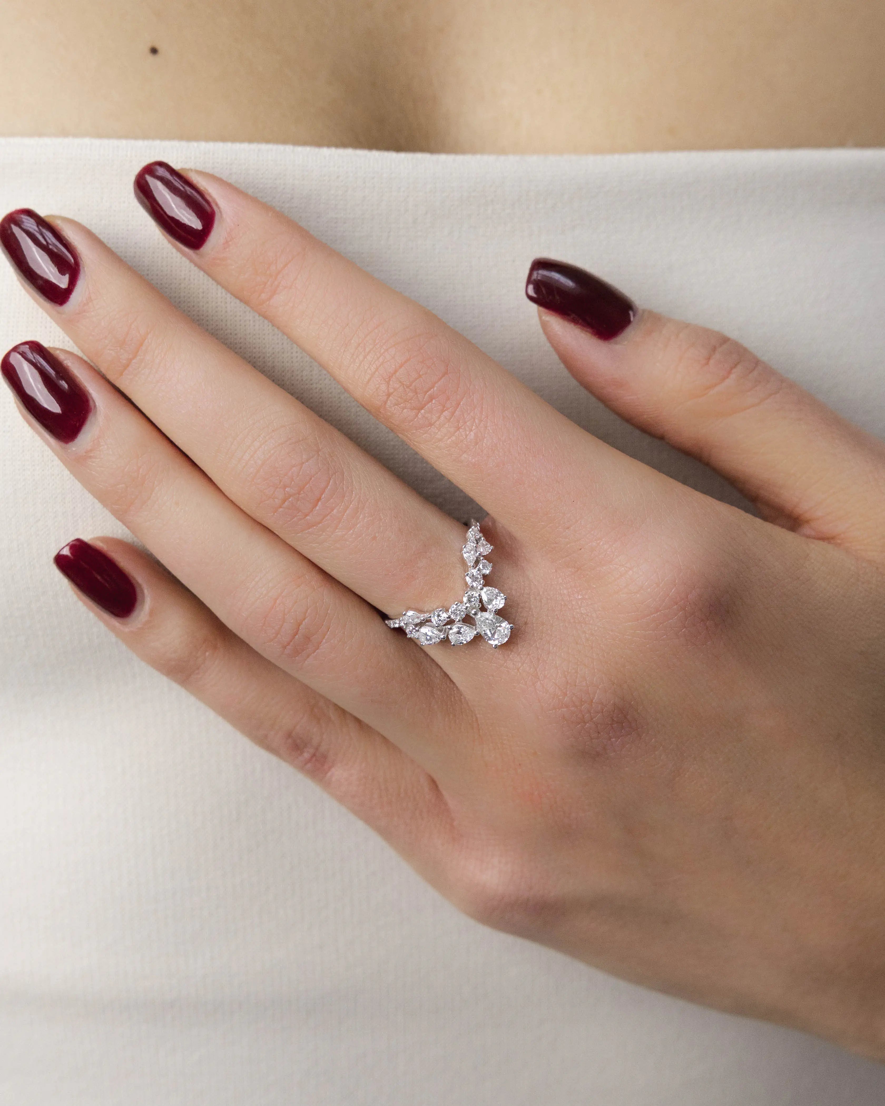 Bague Lou 1.36 carats en or blanc et diamant de synthèse