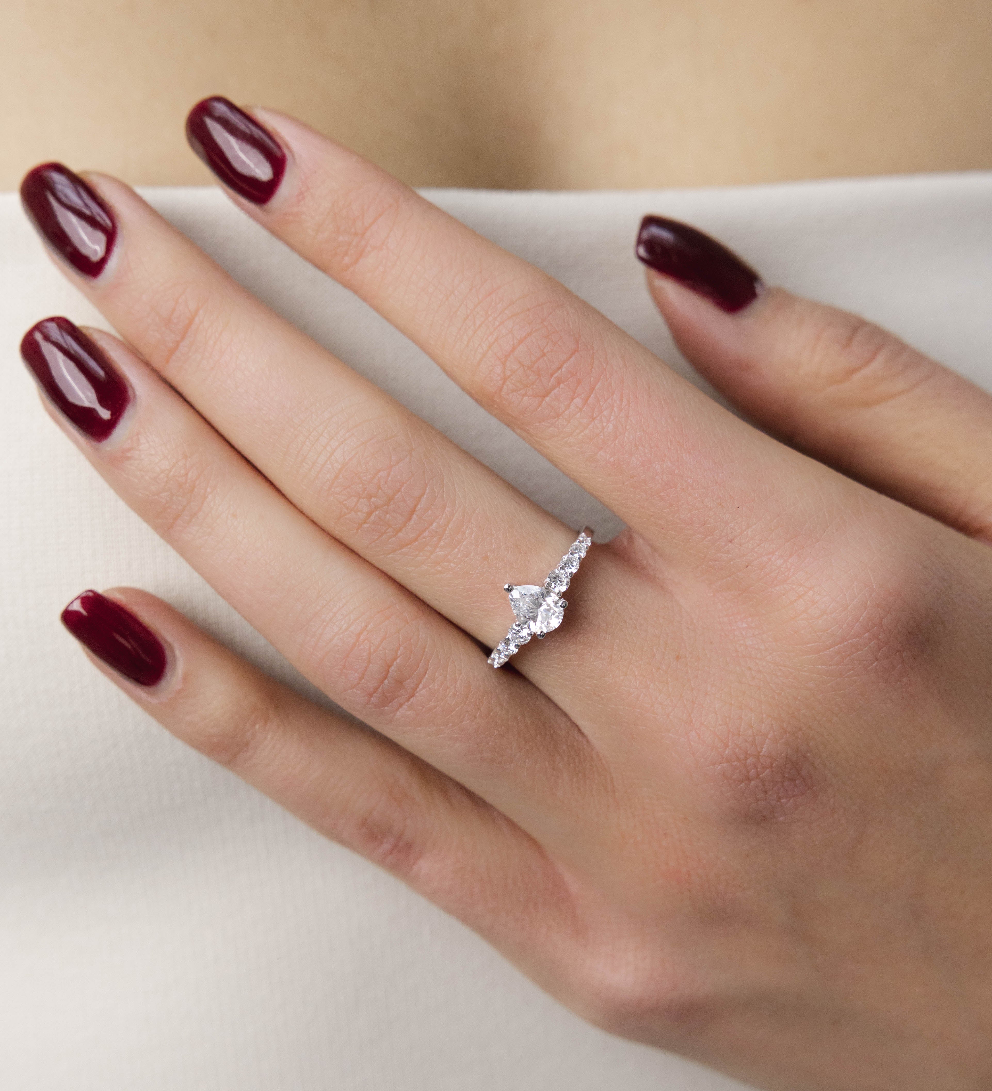 Bague Diana 1.06 carats en or blanc