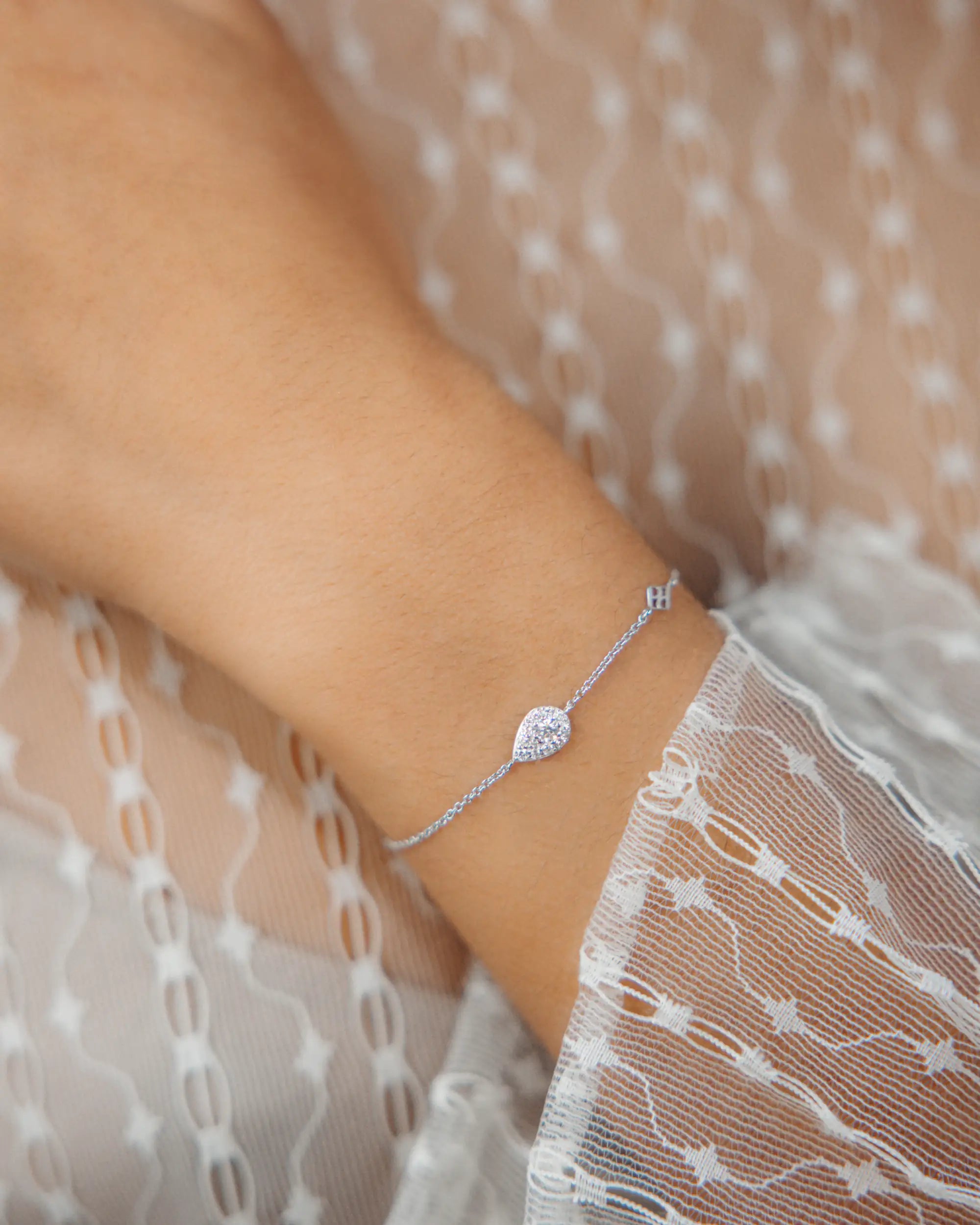 Bracelet Bagatelle 0.25 carat en or blanc et diamant de synthèse 