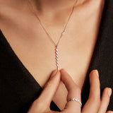 Collier Alaïa en or blanc 