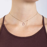 Collier Initiale D porté