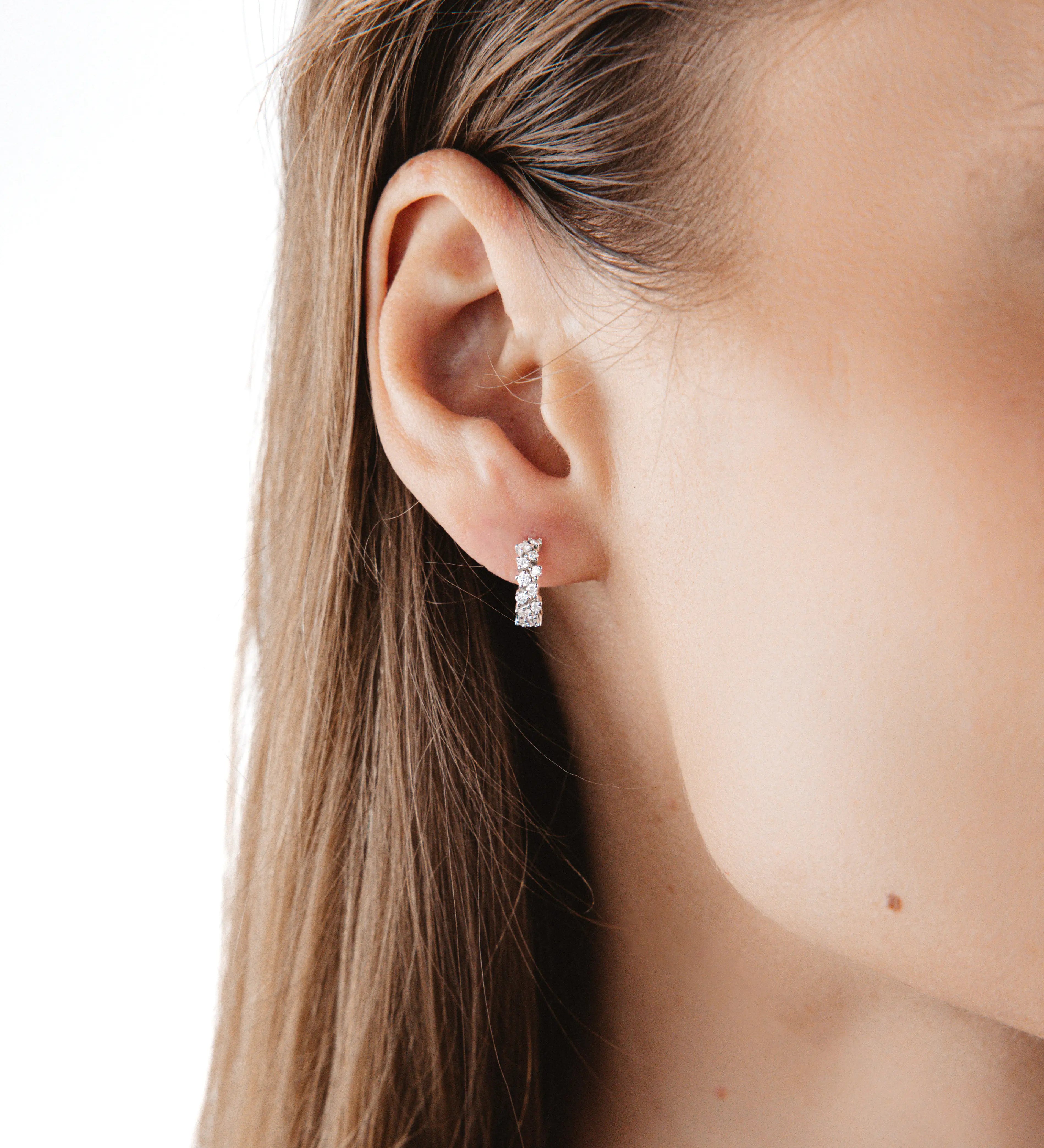 Boucles d'oreilles Rivière 0.72 carat en or blanc et diamant de synthèse