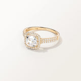 Bague Maya en or jaune, vue de trois quarts