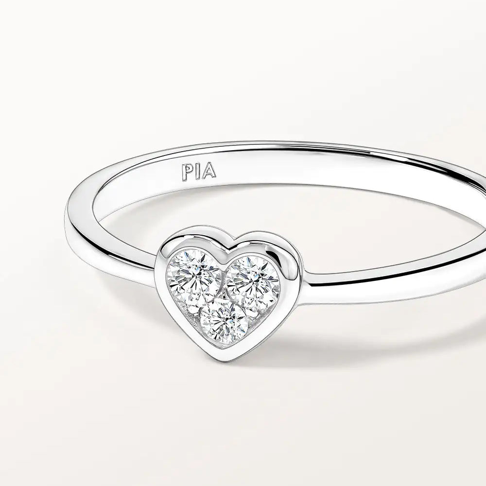 Valentine Ring 0.16 carat