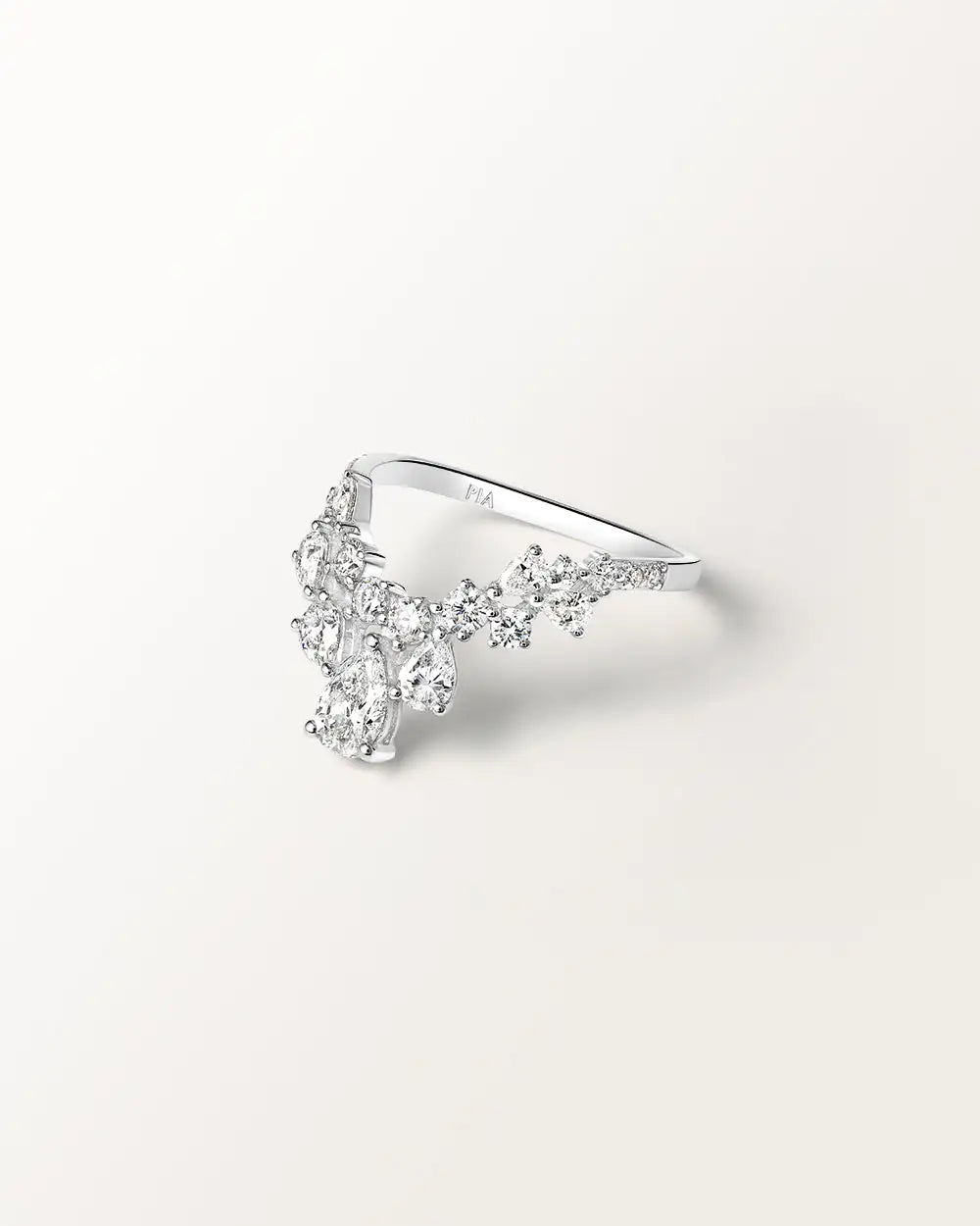 Bague Lou 1.36 carats en or blanc et diamant de synthèse