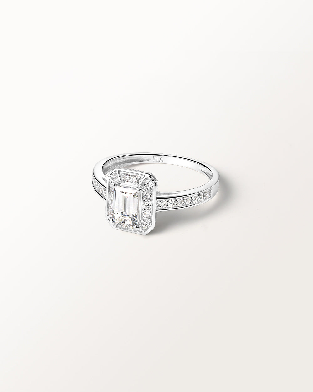 Bague Oriane 0.922 carat en Or Blanc et diamant de synthèse