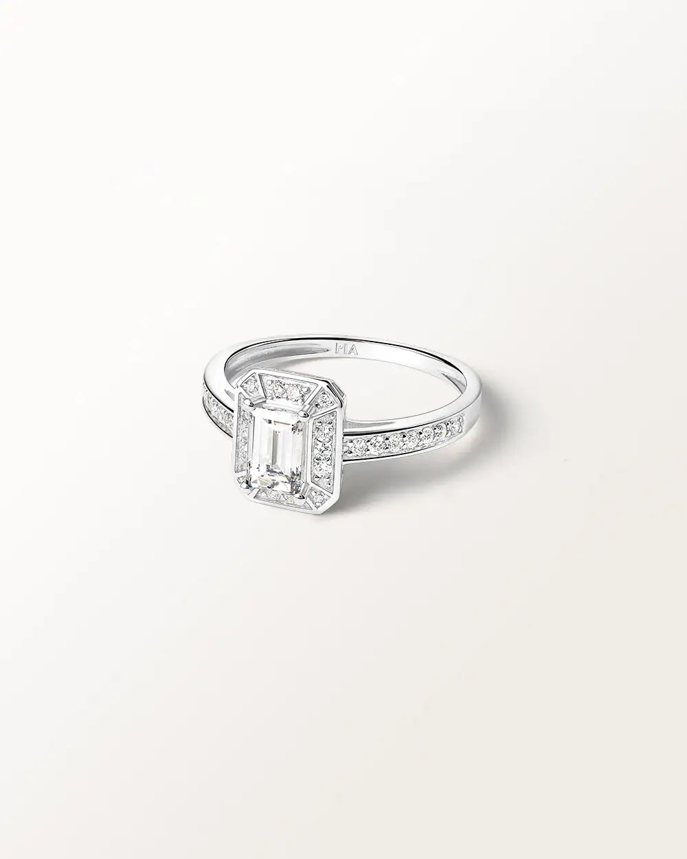 Bague Oriane 0.922 carat en Or Blanc et diamant de synthèse