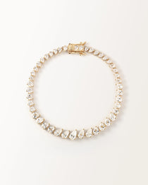 Bracelet Gaia en or jaune serti de 45 diamants de laboratoire, 4 carats