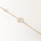Bracelet Miroir, détail du losange de pierres serties autour d'une pierre centrale