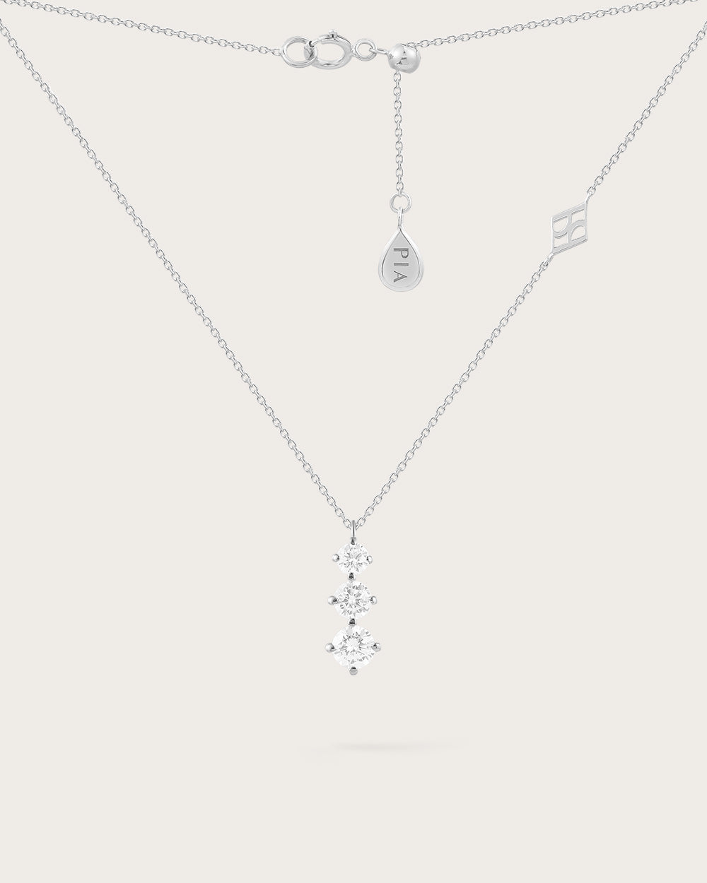 Collier Estrella en or blanc 