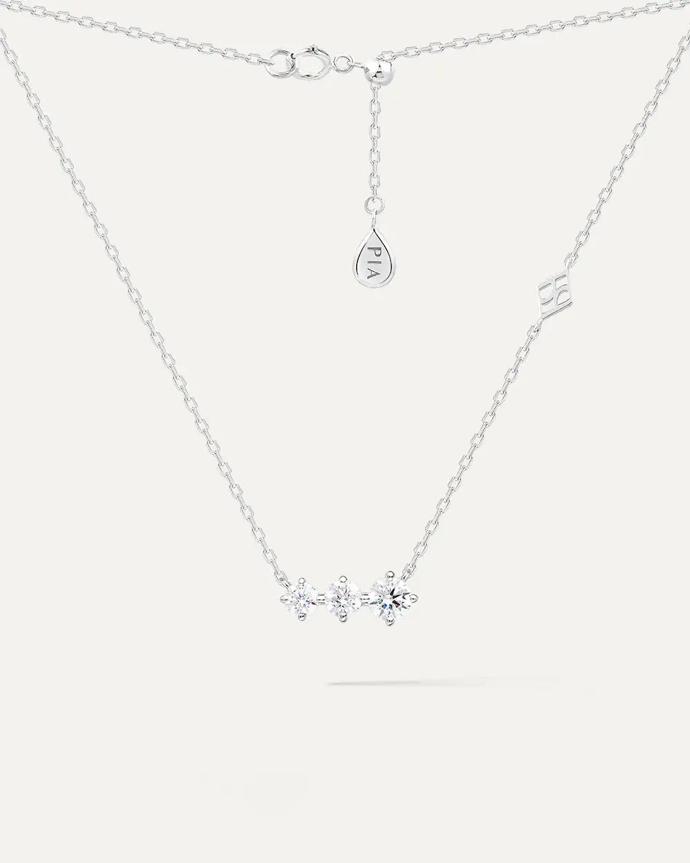 Collier Trois en Or blanc