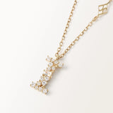 Collier Initiale I en vue zoomée sur la lettre