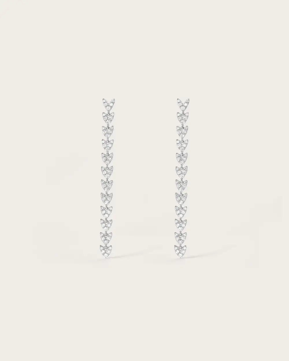 Boucles d'oreilles Alaïa en or blanc