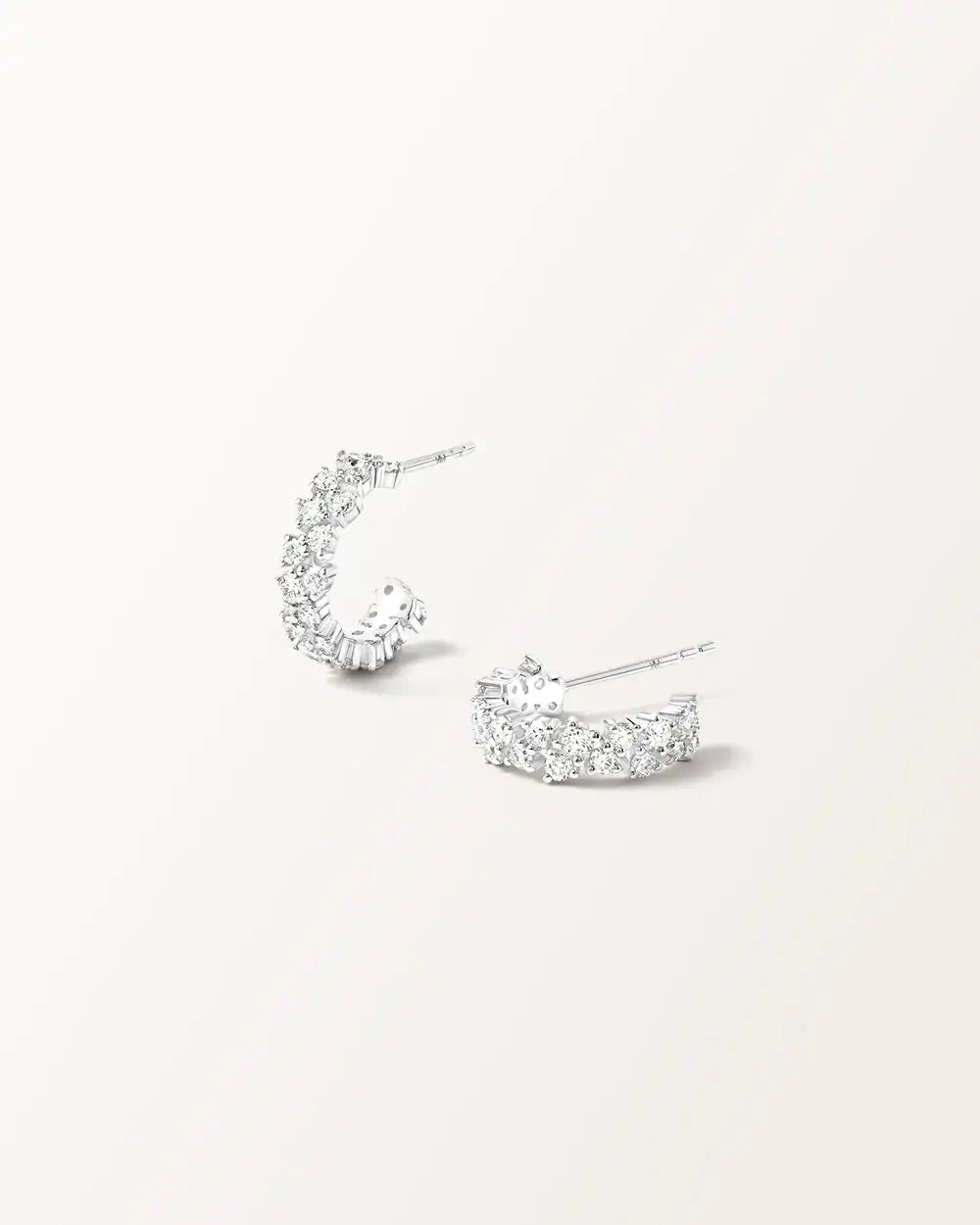 Boucles d'oreilles Rivière 0.72 carat en or blanc et diamant de synthèse