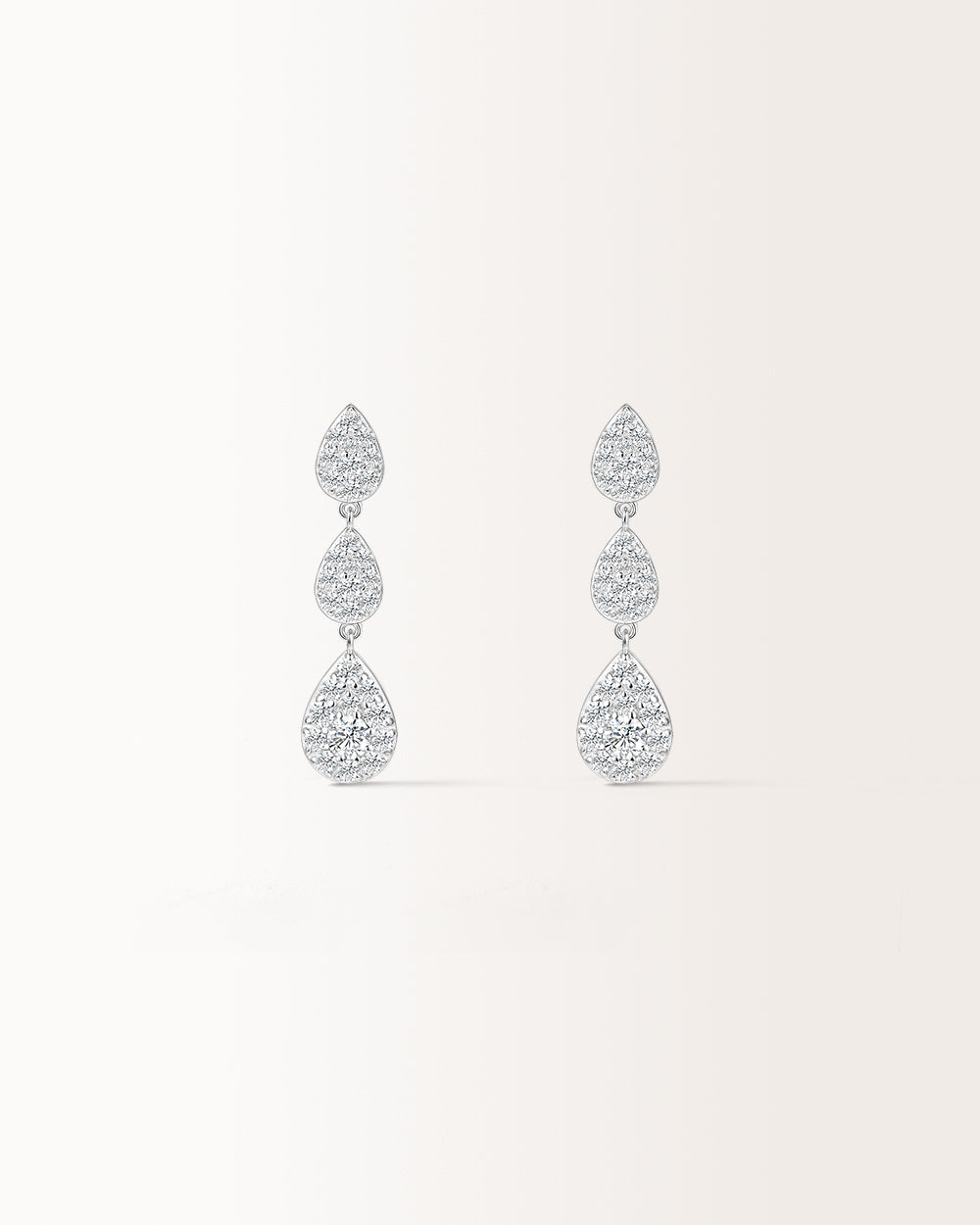 Boucles d'oreilles Majesté en or blanc et diamants laboratoires