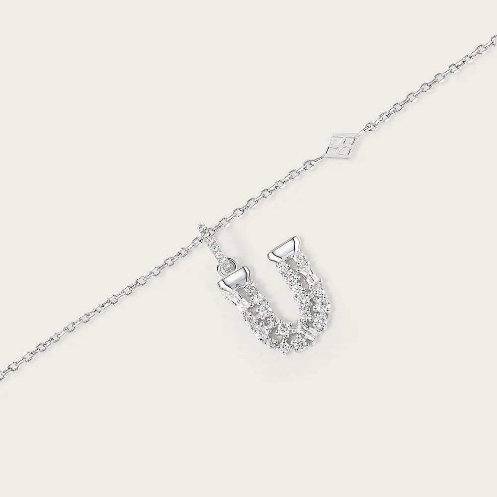 White Gold Pendant U