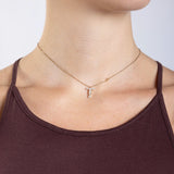 Collier Initiale T porté