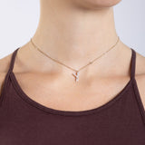 Collier Initiale Y porté