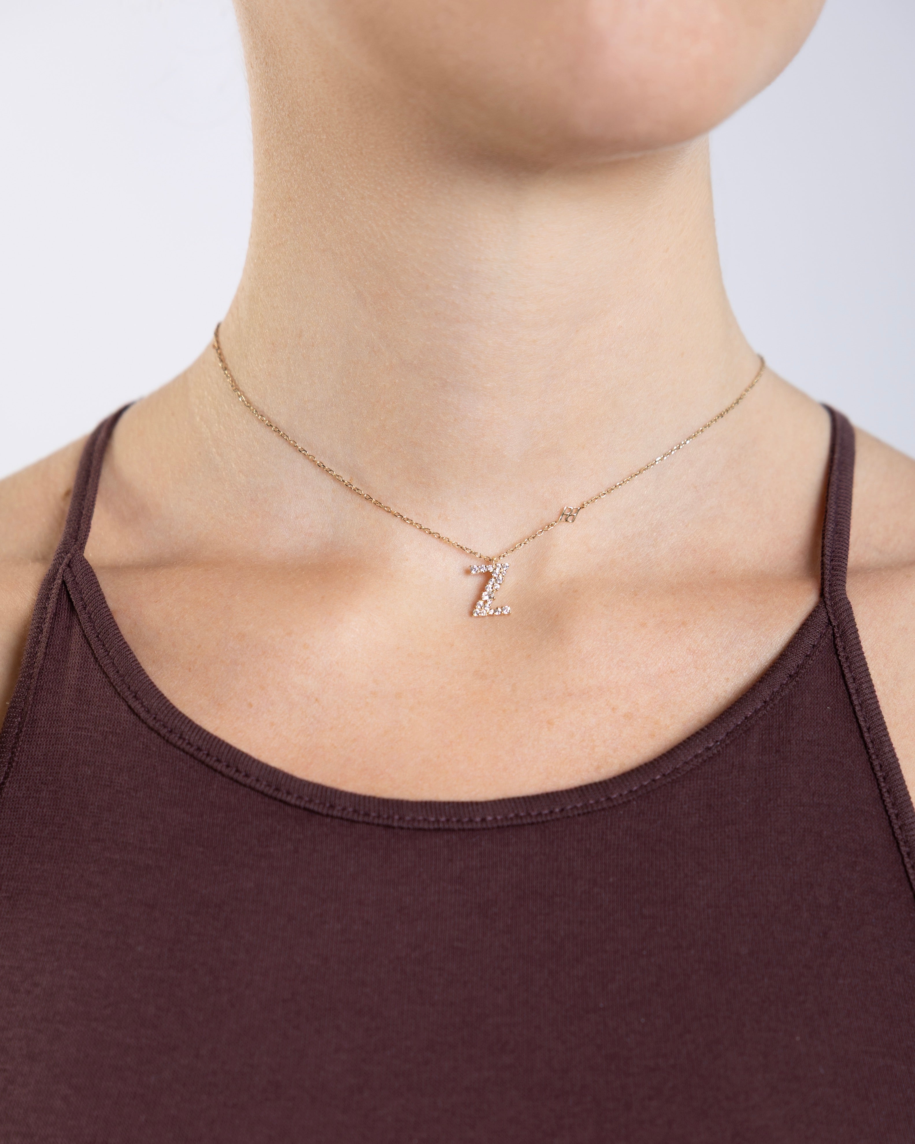 Collier Initiale Z porté