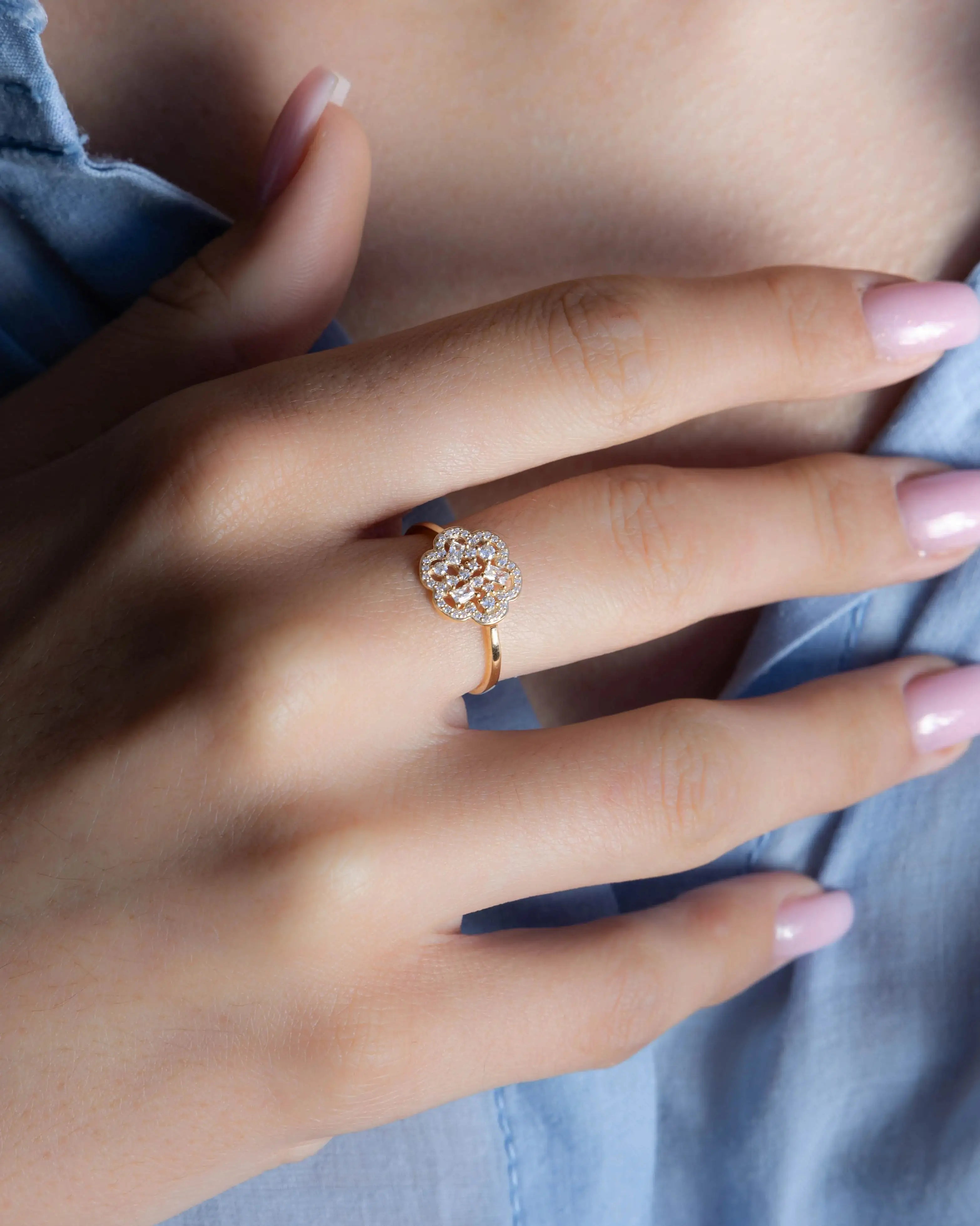 Bague Baby Flora en or jaune 