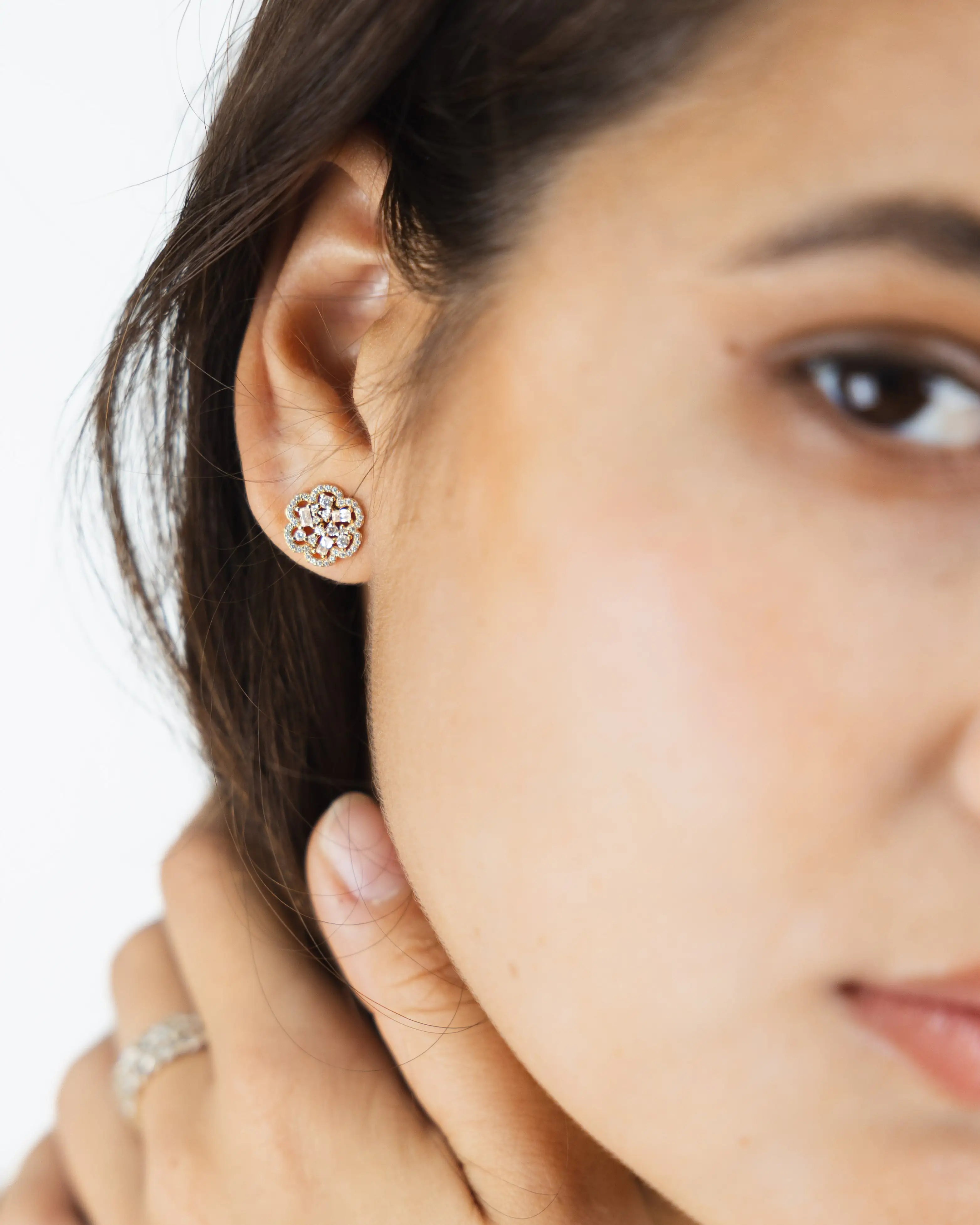 Boucles d'oreilles Flora en or jaune 