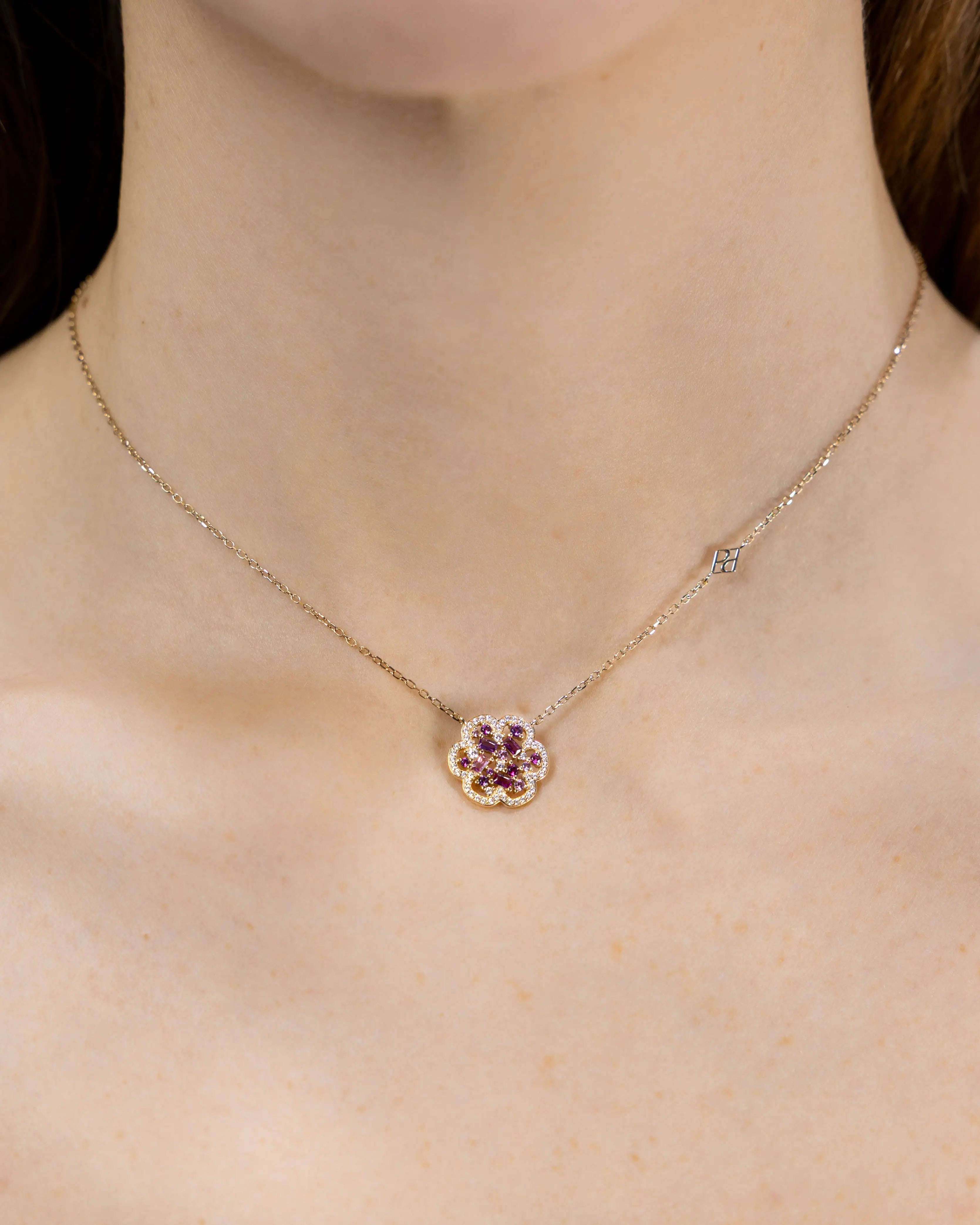 Collier Flora Prune